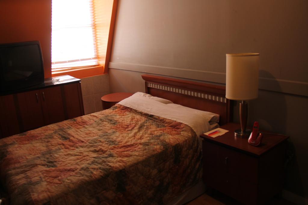 Toronto Central Hotel Værelse billede